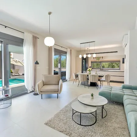 Villa Camino For 6 People Near Fazana With Sea View & Only 700 Meters From The *