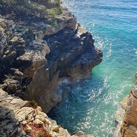 Camino For 6 People Near Fazana With Sea View & Only 700 Meters From The Stinjan